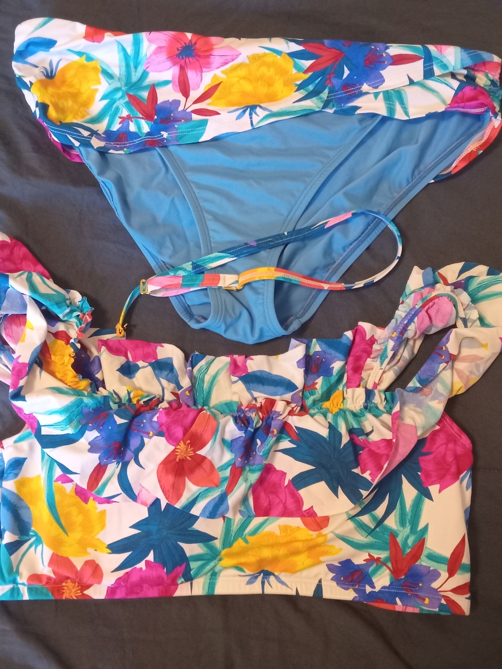 Floral Off-Shoulder Bikini Set in Blue and Multi - Picture 11 of 13